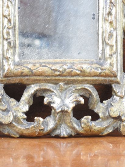 SMALL MIRROR in carved and gilded wood of...