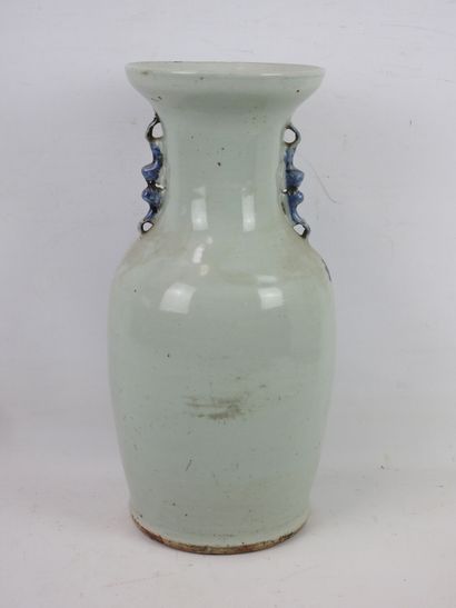 CHINA: Meeting of three porcelain vases of...