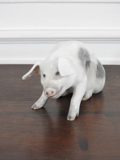 COPENHAGEN : Polychrome porcelain subject...