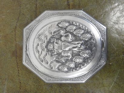 CIGARETTES SHEET and POUDRIER in silver with...
