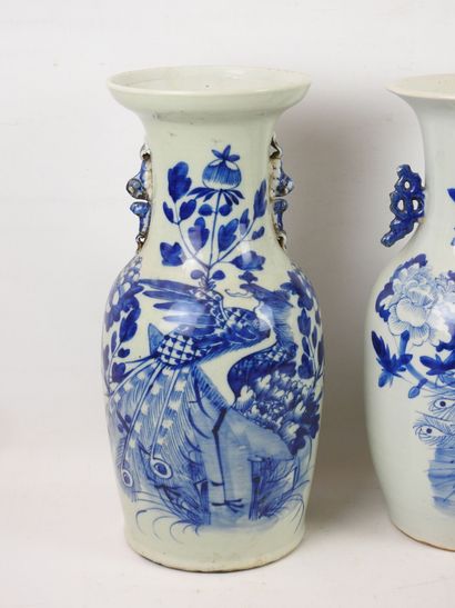 CHINA: Meeting of three porcelain vases of...