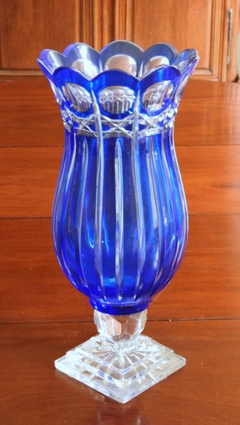 LARGE VASE on pedestal in blue and white...