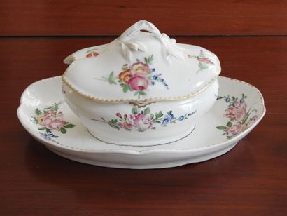 Attributed to BOISSETTE : Sauceboat on tray...