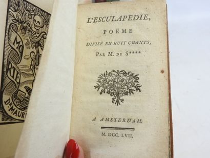 LOT comprenant : - Voyages de Gulliver. 2...