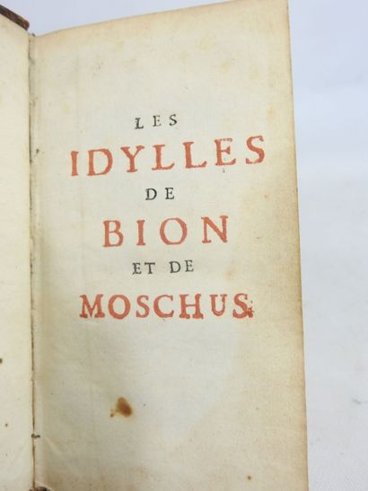 Les IDYLLES DE BION et de MOSCHUS, traduites...