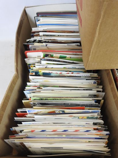 Ensemble de 5 grandes boites de cartes postales...