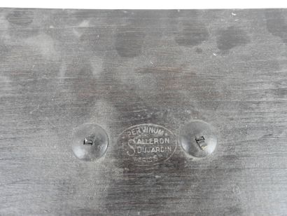 SALLERON - DUJARDIN : Appareil pour extraction...