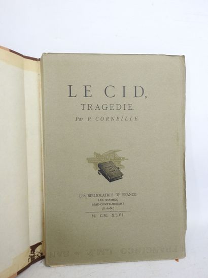 LITTERATURE CLASSIQUE : Huit cahiers en feuilles...