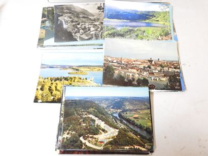 UN CARTON de CPA et CPM dont Art, paysages,...