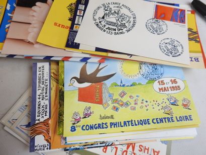 Ensemble de 5 grandes boites de cartes postales...