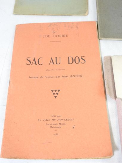 LOT DE DIX brochés : A la mémoire de Robert...