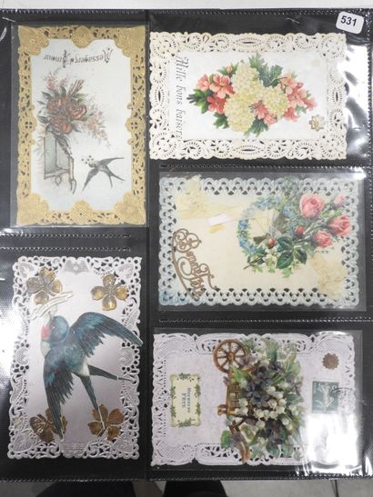 CARTES FANTAISIES gaufrées à reliefs, pourtours...