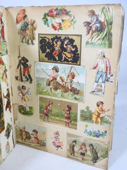 DEUX ALBUMS de chromolithographies et découpis...