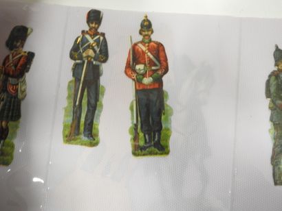 CHROMOLITHOGRAPHIES - MILITARIA : Lot de...