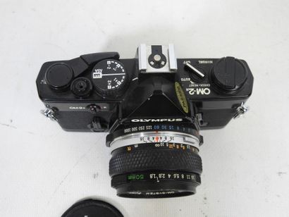 OLYMPUS : Appareil photo modèle OM-2 N noir...