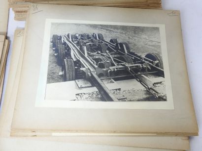 LOT DE PLANCHES PHOTOS sur les chemins de...