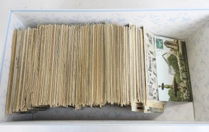 LOT d'environ 400 cartes postales anciennes...