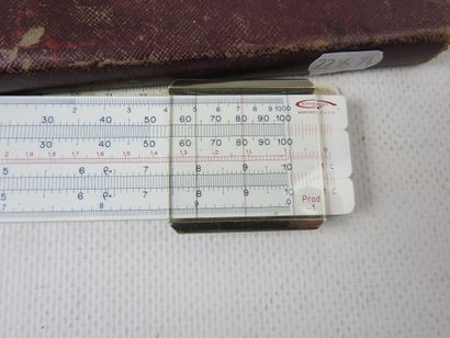 ENSEMBLE D'INSTRUMENTS DE MESURE : Règle...