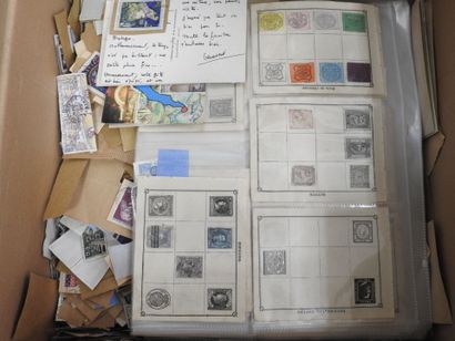 CPM - CPSM. Environ 1100 cartes. 
On y joint :...