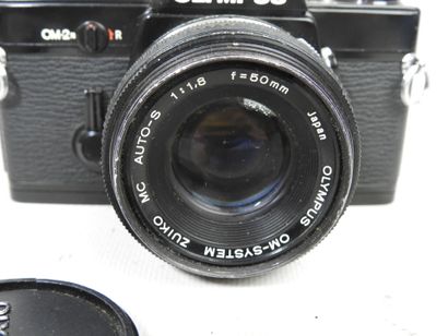 OLYMPUS : Appareil photo modèle OM-2 N noir...