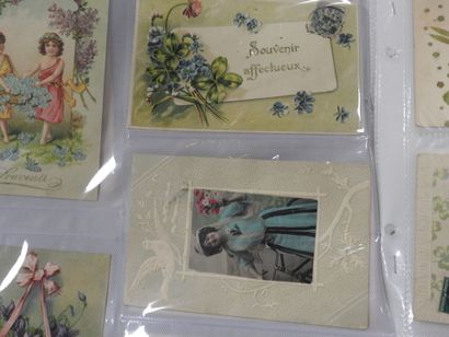 CARTES FANTAISIES gaufrées à reliefs : « Fleurs »....