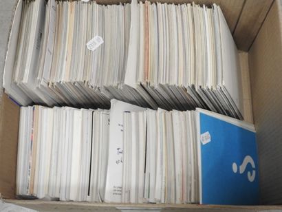 CARTES COM' et PUB, divers thèmes (modes,...