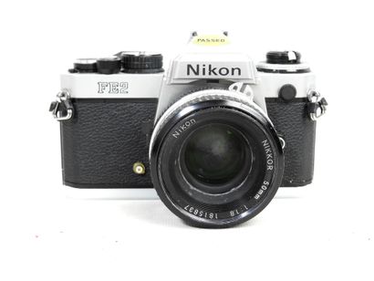 NIKON : Appareil photo modèle FE2 N°2098327...