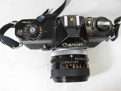 CANON. Appareil photo modèle EF noir n°207854...