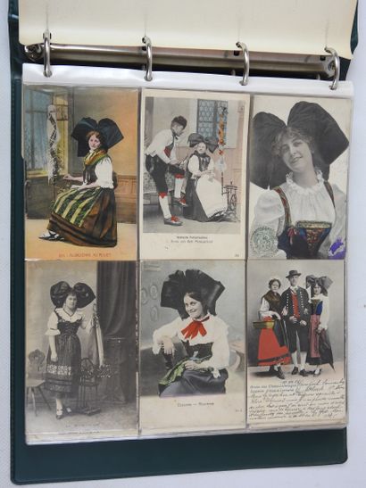 FRANCE. Album vert de 200 cpa environ dont...