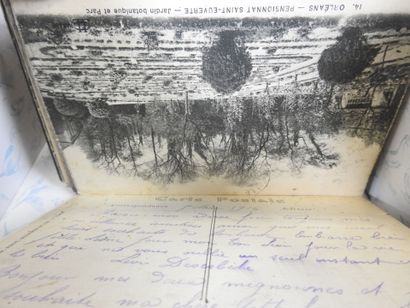 LOT d'environ 400 cartes postales anciennes...