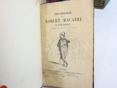 LOT comprenant : - Voyages de Gulliver. 2...