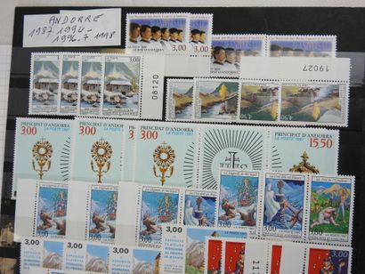ANDORRE : Une planche de timbres non oblitérés...