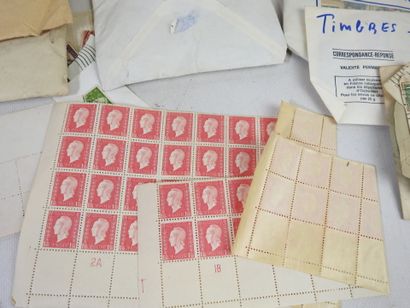 IMPORTANT LOT de timbres FRANCE et ETRANGER,...