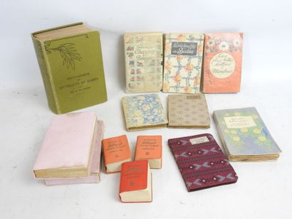 LOT comprenant : - DE DILMONT TH. Dictionnaire...