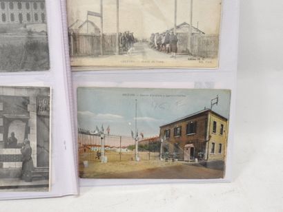 UN LOT de cartes postales anciennes - Orléans...