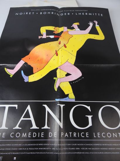 LOT d'environ 20 affiches de cinéma et théâtre...