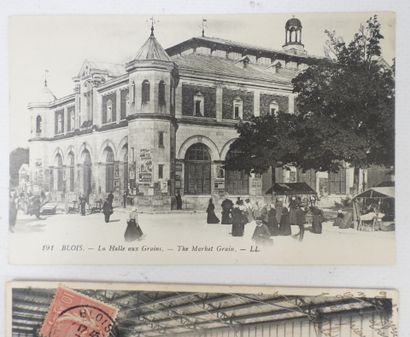 BLOIS. La Halle aux grains. 3 CPA dont 1...