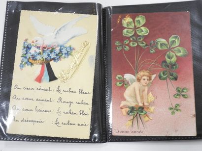 CARTES FANTAISIES gaufrées à reliefs. Environ...