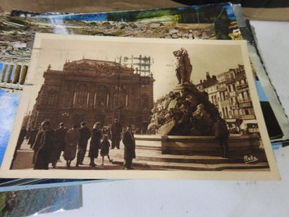 UN CARTON de CPM - Cartes publicitaires -...