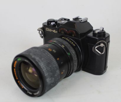 Appareil photo CHINON CM-4s avec deux objectifs :...