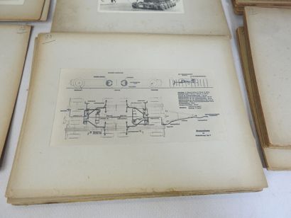 LOT DE PLANCHES PHOTOS sur les chemins de...