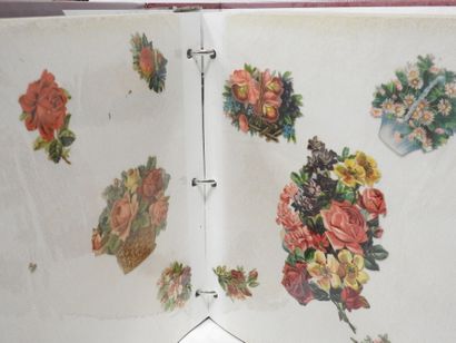 ALBUM de plus de 300 découpis non-collés :...