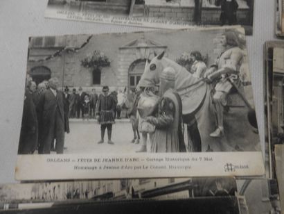 Cartes postales anciennes sur la ville d'Orléans...