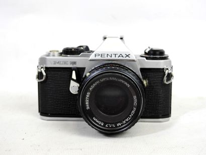 PENTAX. Appareil photo modèle ME SUPER n°1980672...