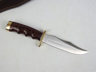 MUELA : Couteau de chasse manche bois. Avec...