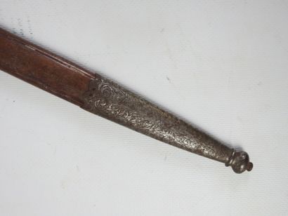 Dague de vénerie, fusée en corne, garde droite...