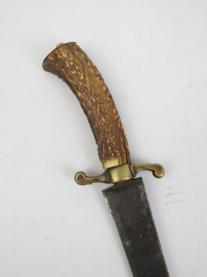 Couteau de chasse, fusée en bois de cerf,...