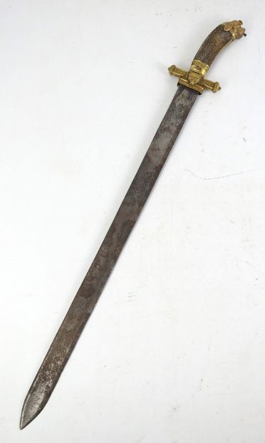 Couteau de vènerie, fusée en bois de cerf,...
