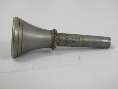 QUATRE EMBOUCHURES de trompe de chasse anciennes...