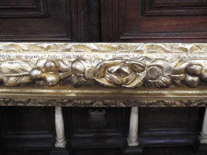 CADRE NU rectangulaire en bois mouluré, sculpté...